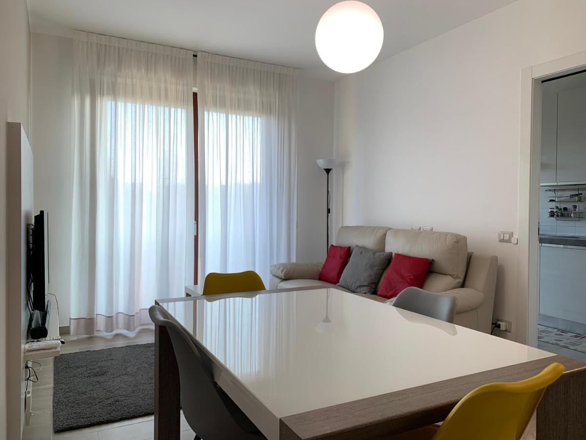 Ferienwohnung Trilocale In Zona Bocconi/Navigli Mailand Exterior foto