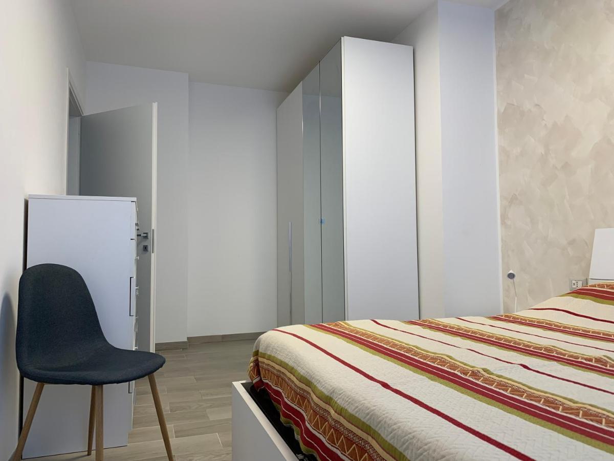 Ferienwohnung Trilocale In Zona Bocconi/Navigli Mailand Exterior foto