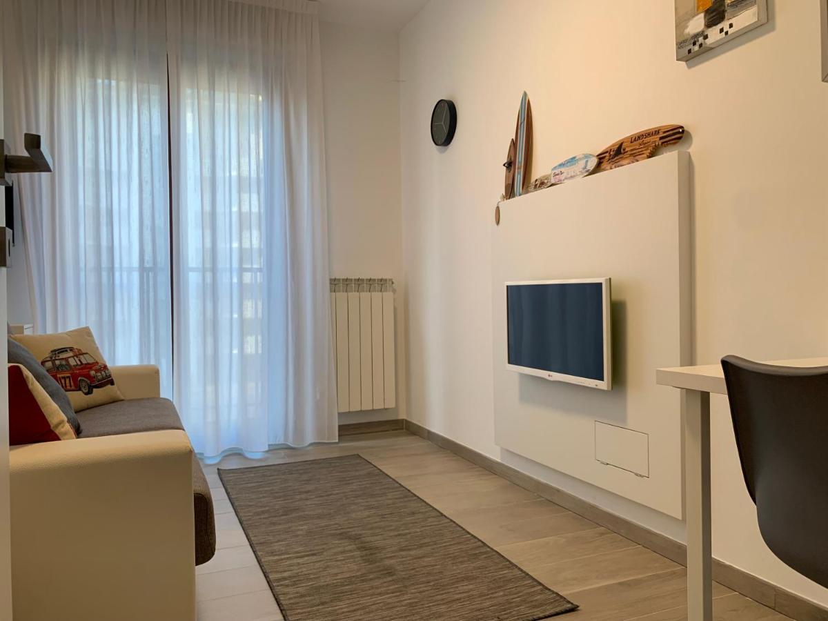 Ferienwohnung Trilocale In Zona Bocconi/Navigli Mailand Exterior foto